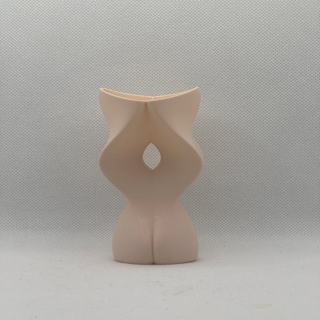 Elegant Sculptural Vase – Modern Minimal Home Décor