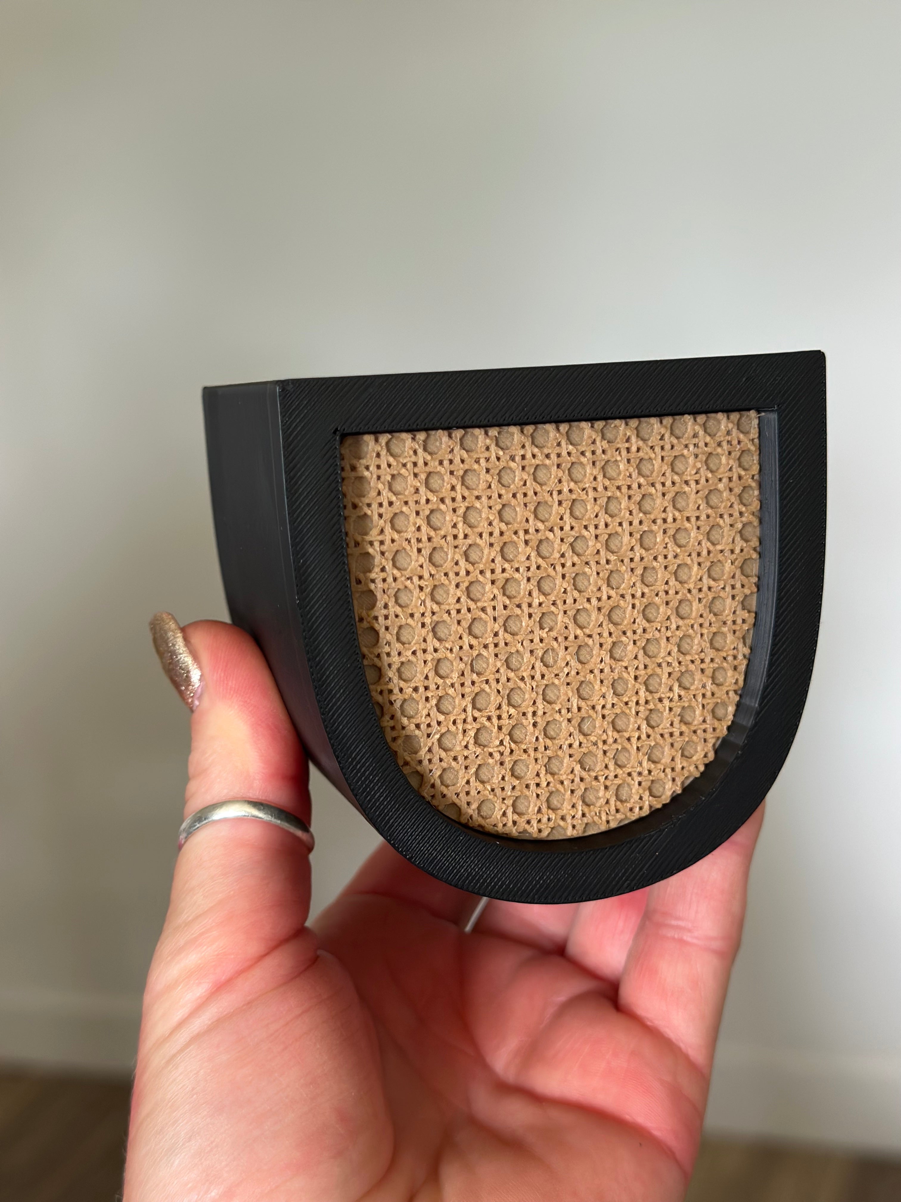 Modern Magnetic Mini Planter with Decorative Jali – Perfect for Succulents